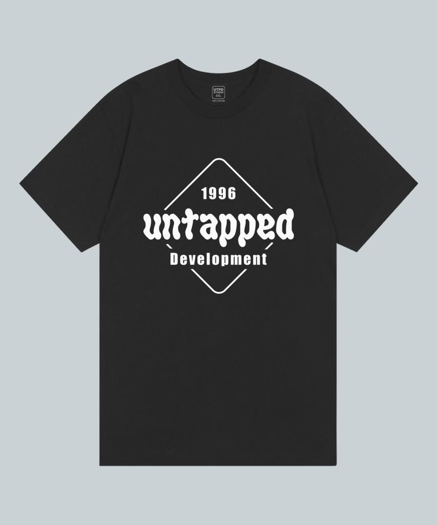 UNTAPPED STUDIO Квадратный Логотип Чистый Хлопок Большой Оверсайз Футболка с Коротким Рукавом 2 Цвета