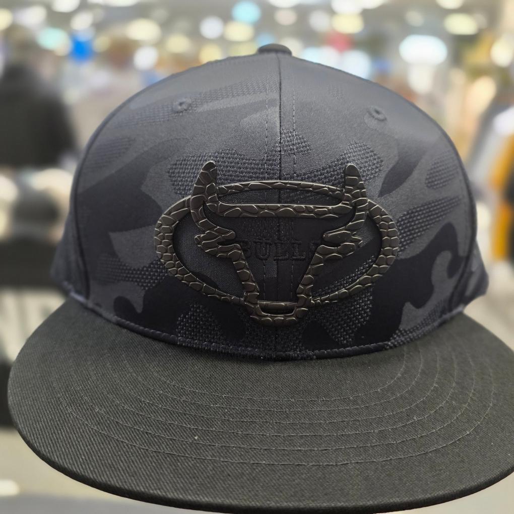 NBA NBA Chicago Bulls Металлическая кепка-снепбэк с большим логотипом N255AP623P