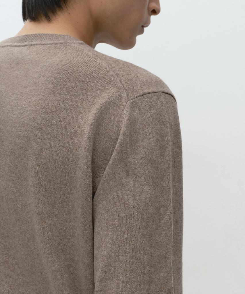 MUSINSA STANDARD [Plus] 100% Cashmere Crew Neck Knit [Taupe]