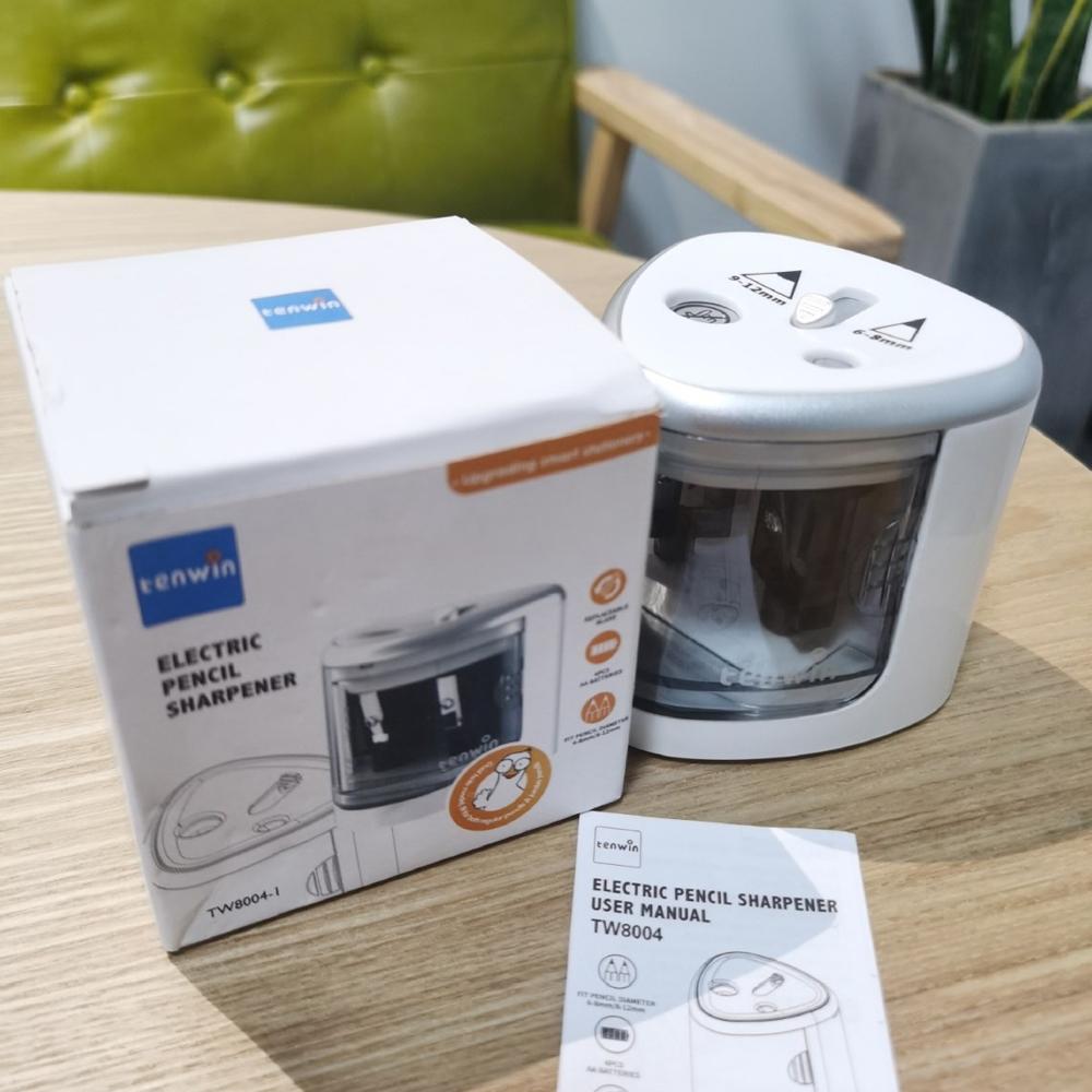 Электрическая точилка для карандашей Tenwin с двумя отверстиями, полуавтоматическая, с двумя отверстиями для грубой и тонкой заточки. Батарейки в комплект не входят.