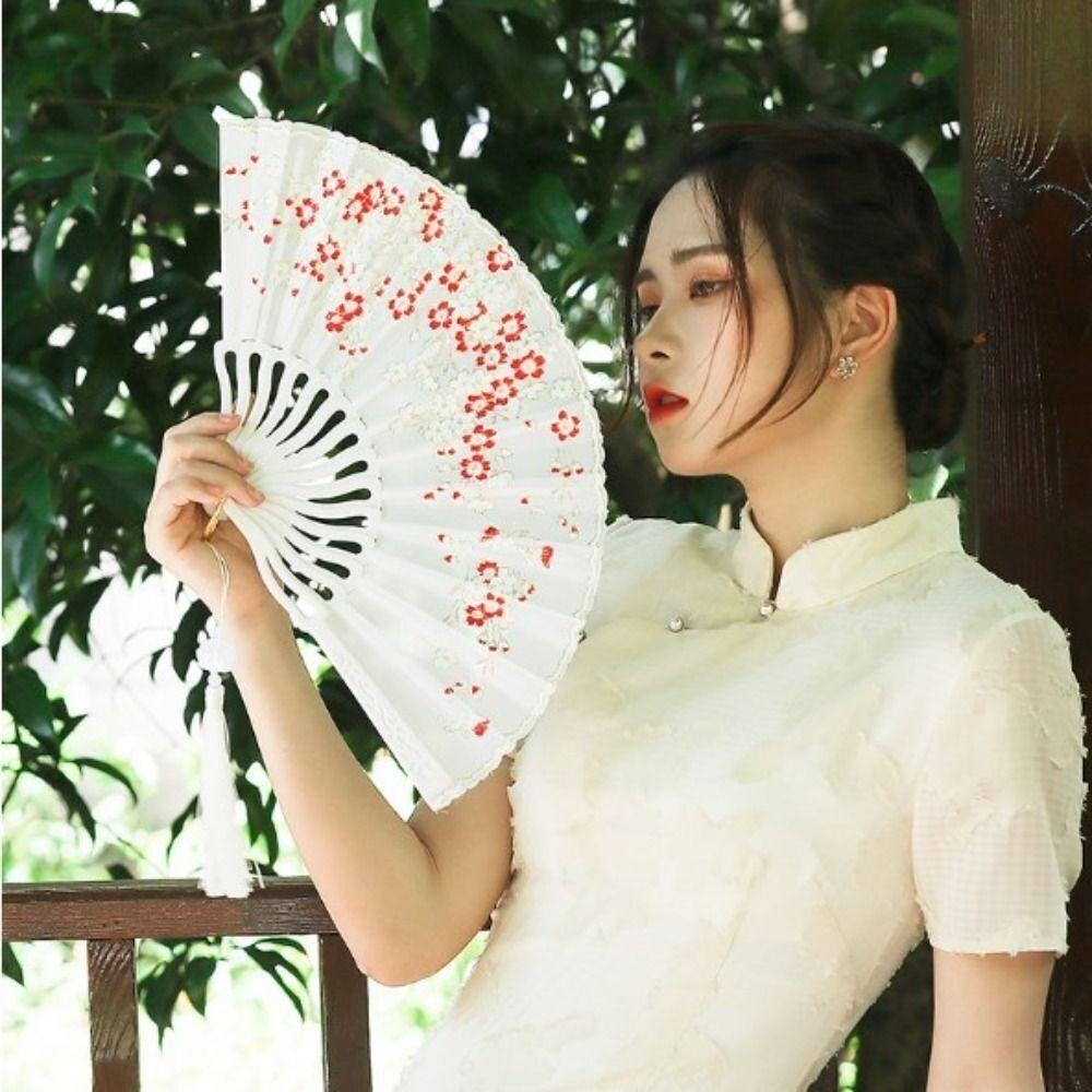 Веер из ткани «Цветок сливы», ручной веер в китайском стиле, элегантный танцевальный веер