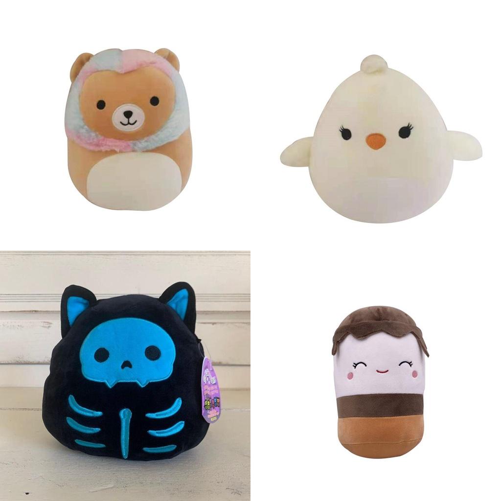 И милая плюшевая игрушка Squishmallow с изображением Stump The Skeleton Squad Bouncer**