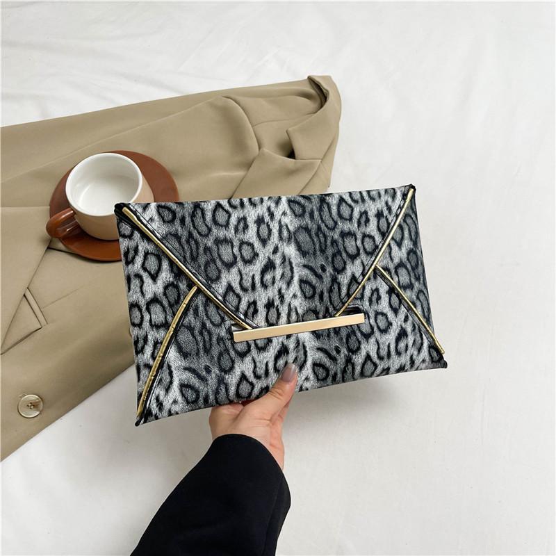 Women's Mobile Phone Bag New Niche Design Personalized Trendy Clutch Bag Fashionable Casual Women's Envelope Bag