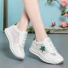Сетчатая повседневная спортивная обувь для женщин, новые летние дышащие сетчатые туфли, универсальные туфли с мягкой подошвой, нескользящие белые туфли