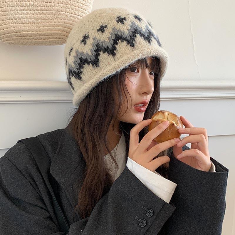 Women S Vintage Jacquard Knit Hat Autumn Winter Warm Ear Protection Beanie