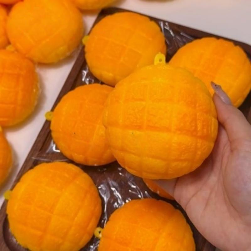 Pineapple Bun Food Squishy Toy Moldable Soft Squeeze Stress Ball Sensory for Kids Adults Anxiety Relief Home Office Desktop Decor