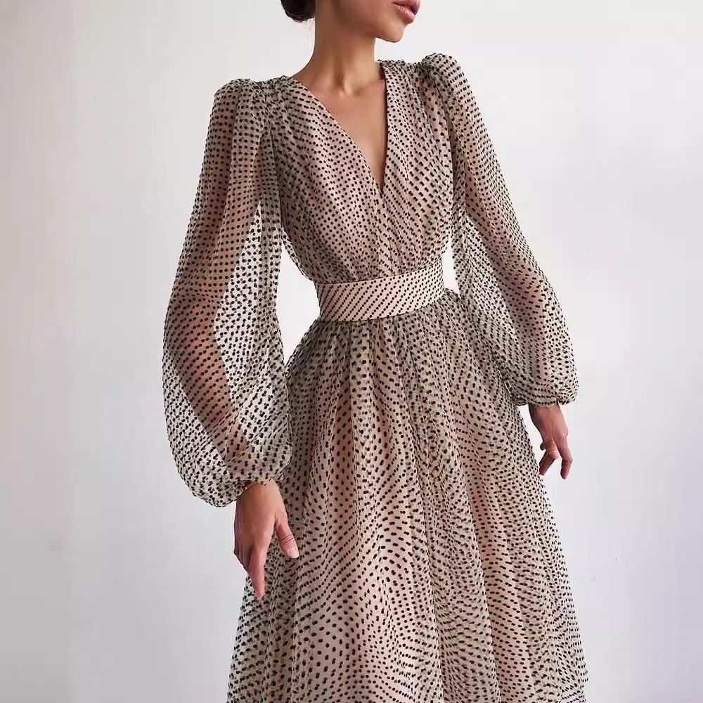 2025 Spring and Summer New Temperament Lady Bubble Sleeve Polka Dot Pendulum Dress