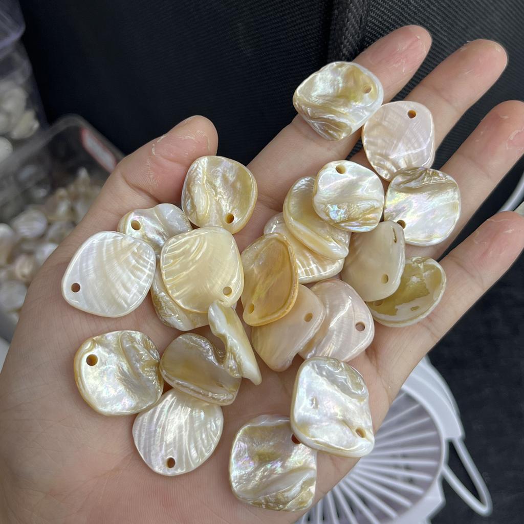 20Pcs, Natural Shell Mother of Pearl Beads with Hole, Boho Irregular Loose Beads, 19-21mm, for DIY Necklace Accessories, Jewelry Making Crafts Gifts