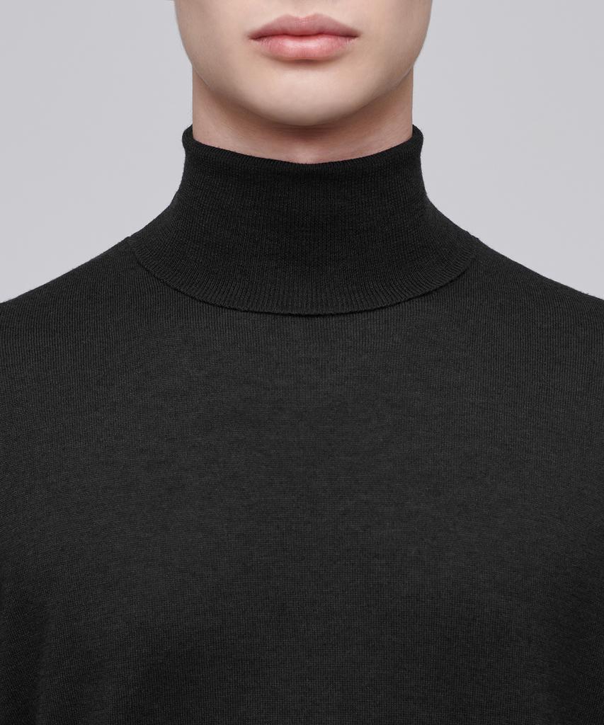 MUSINSA STANDARD Merino Wool Blend High-Gauge Turtleneck Knit [Gunmetal]