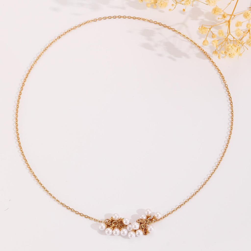 Baroque Court Retro Style Imitation Pearl Tassel Necklace Geometric Flat Snake Bone Necklace Pendant