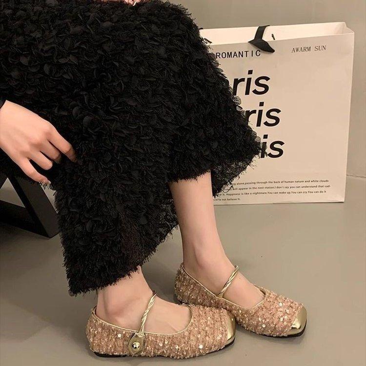 Fashion Casual Woman Shoe Square Toe Metal Chain Female Footwear Low Heels Pearl Decorateion Soft Retro Buckle Dress Beading New