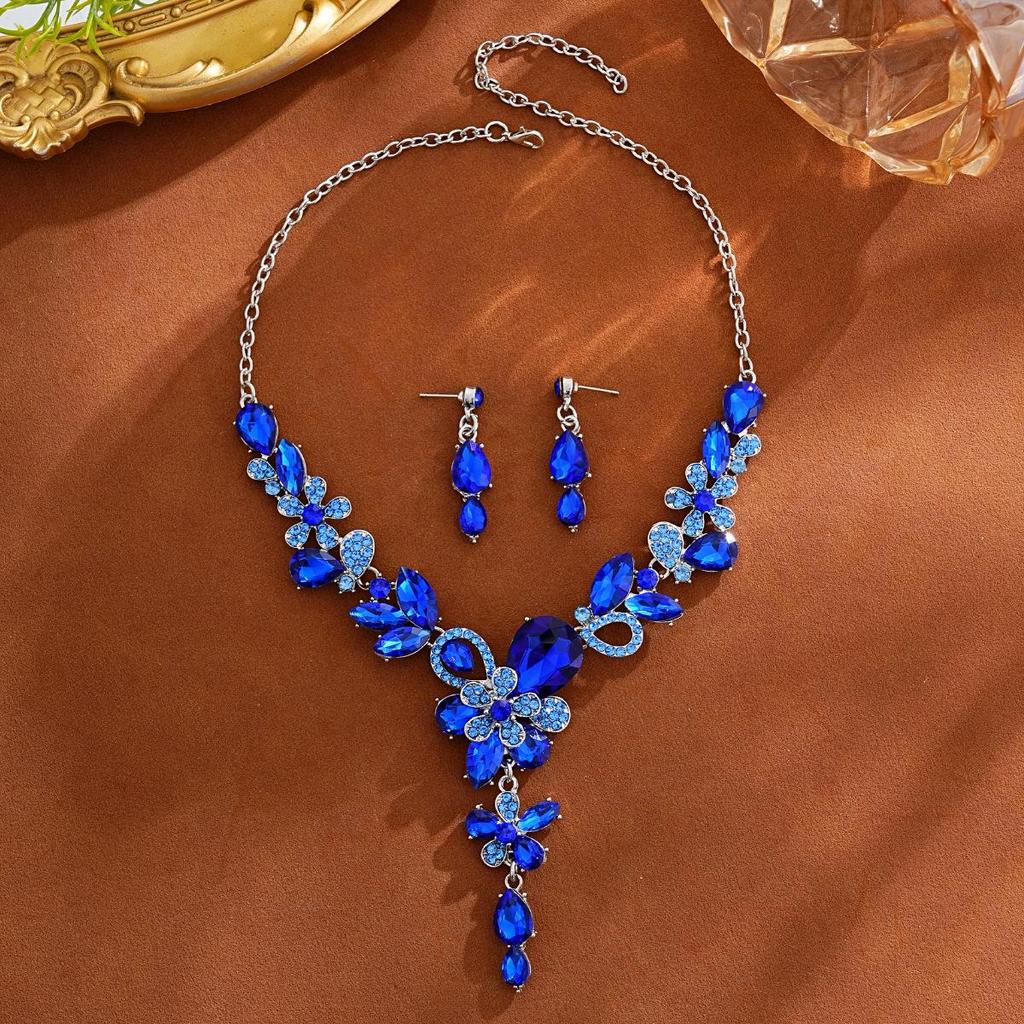 Ретро-комплект из ожерелья и серег с цветами, кристаллами, европейский и американский стиль, Коллекция Осень 2025