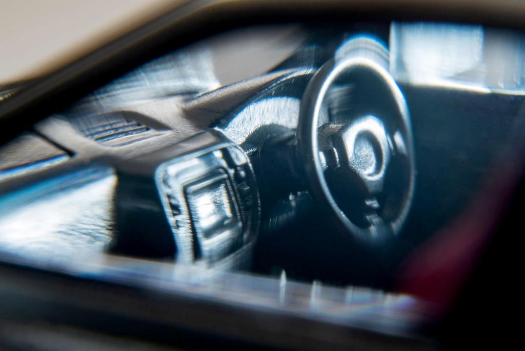 Tomica Limited Vintage Neo Honda Civic Type R Silver 99 Year Finished Product 1/64 LV-N165d