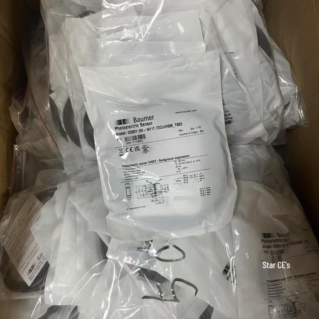 Baumer 11081013 IGYX 30P17B3/L Inductive Proximity Switch