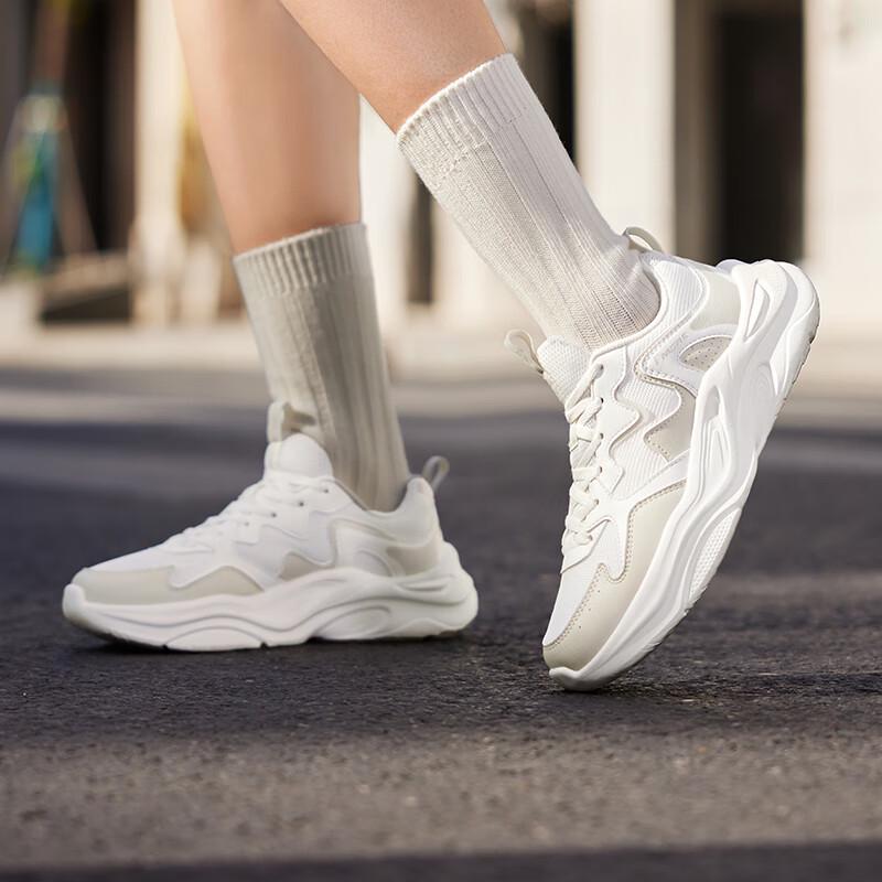 Женские ретро кроссовки 361°