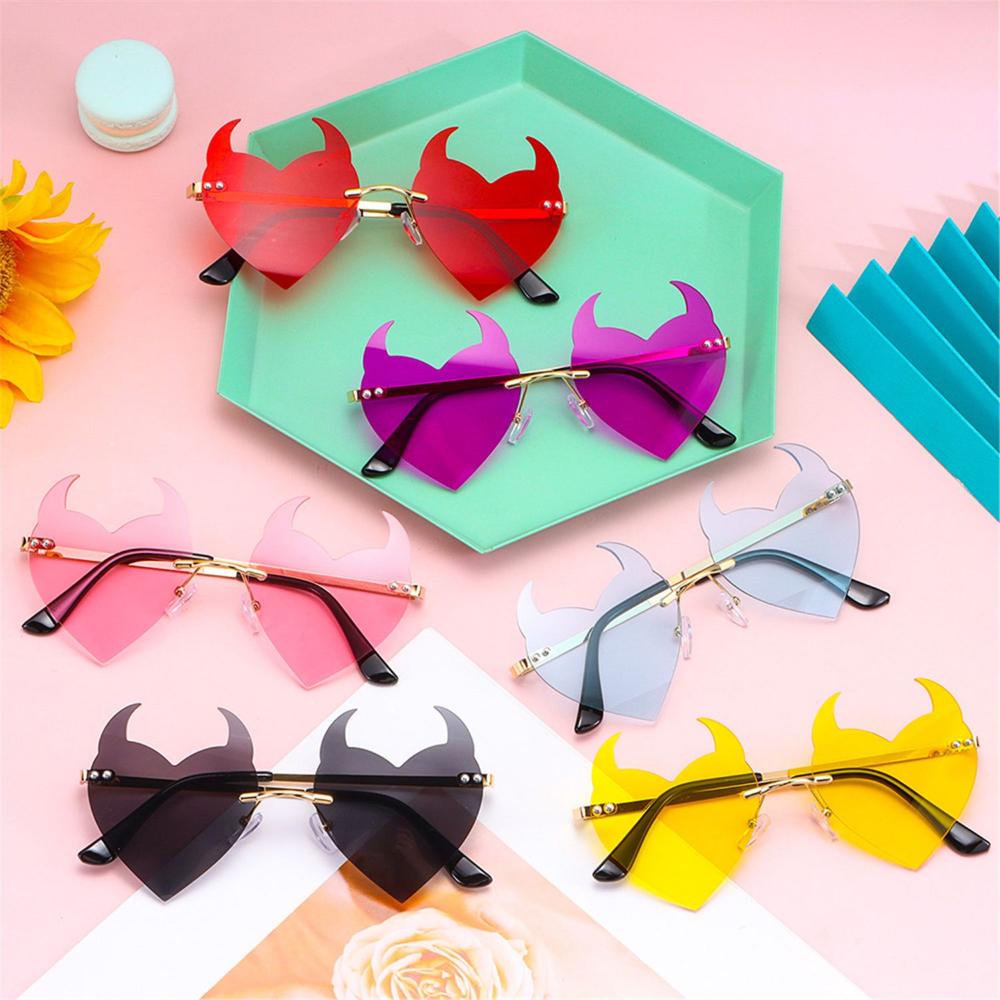 Солнцезащитные очки с защитой от УФ-лучей, модные очки Rock Horn, безободковые солнцезащитные очки, ухо дьявола, форма сердца