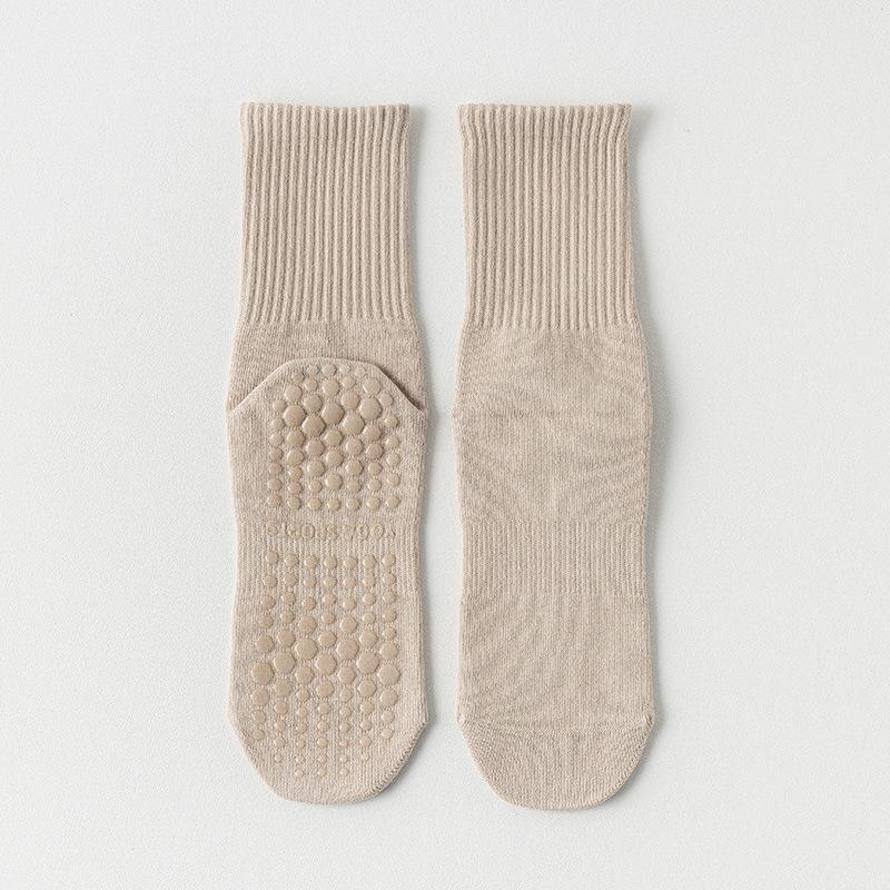 Ladies Spring and Autumn Pure Cotton Fitness Yoga Pilates Non Slip Sports Floor Mid Tube Socks