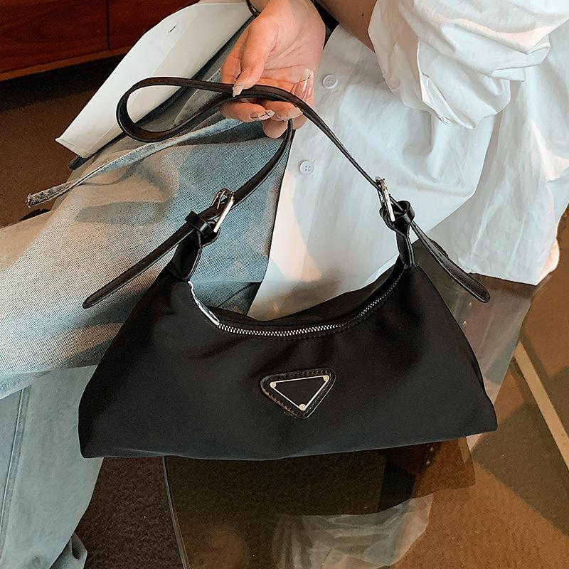 Underarm Bag for Women with Large Capacity 2023 New Oxford Fabric Niche Design, Popular On the Internet, One Shoulder Crossbody Bag