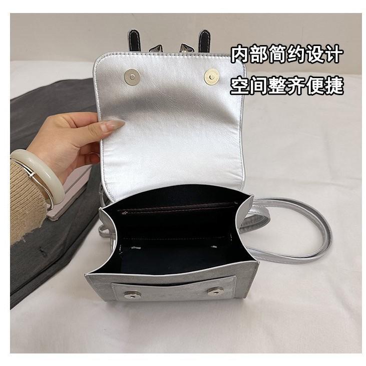 Schoolbag fashion Korean version small backpack summer versatile small fresh multi-purpose messenger bag small square bag fried street Japanese and