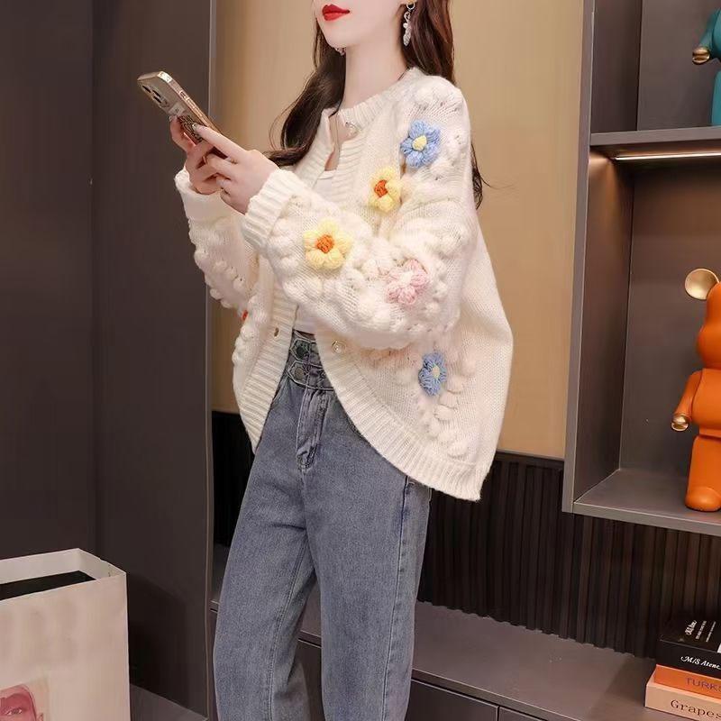 Autumn and Winter Flower Heavy Industry 3D Embroidery Sweet Knitted Sweater Women Cardigan Loose Short Top Sweater Female Coat