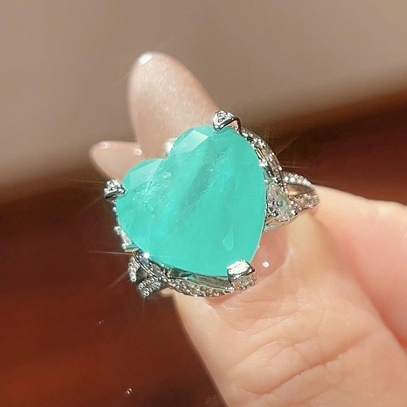 New Jewelry Set Heart-shaped Ring Necklace Grandmother Green Vintage Niche High-end Adjustable Women