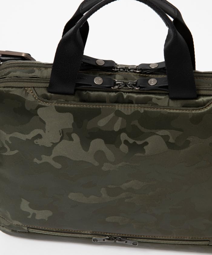 Hunting World Utility Camo Shoulder Bag in Olive Men's