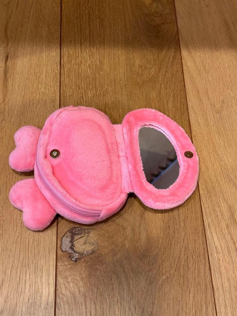 [USED] TWICE MOVELY Mirrored Pouch