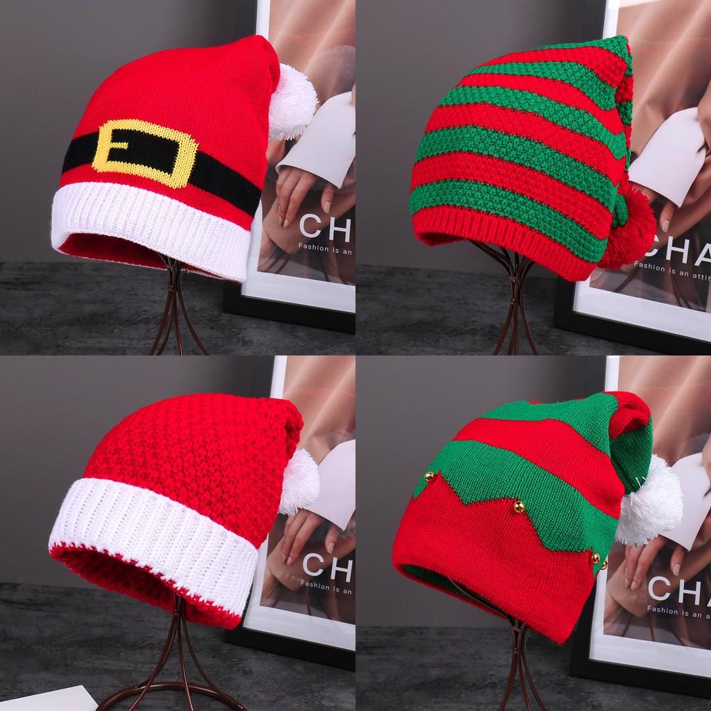 Праздничная красная вязаная шапка-бини с разноцветными помпонами для семейного рождественского подарка