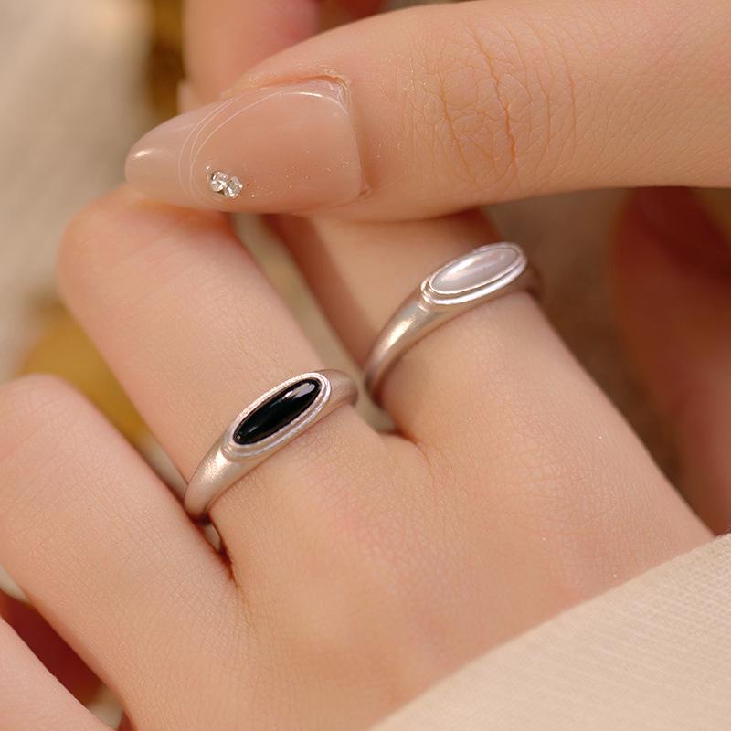 Frosted S925 Silver Ring with Black Agate & White Mother-of-Pearl - European, American, Japanese & Korean Style