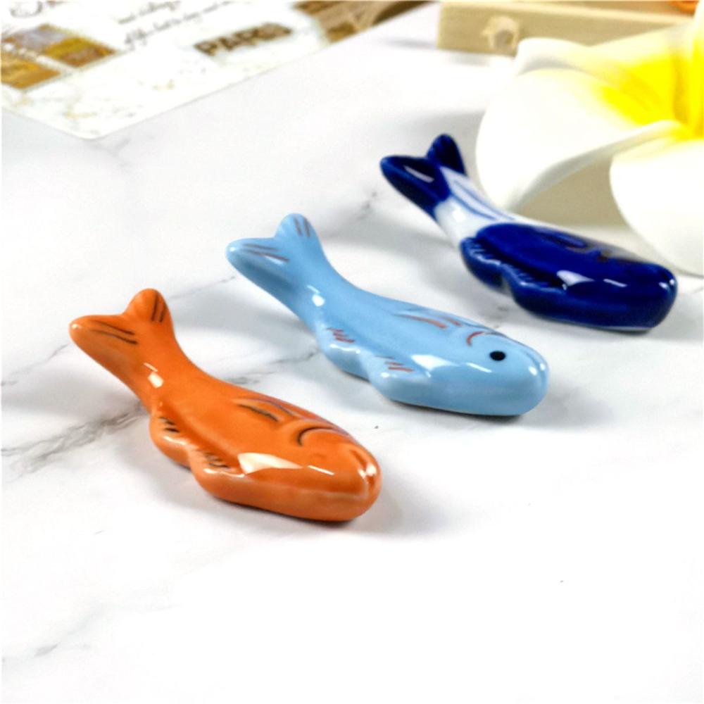 Fish Shaped Chinese Style Ceramic Tableware Rack Chopsticks Holder Dinnerware Stand Chopstick Rest