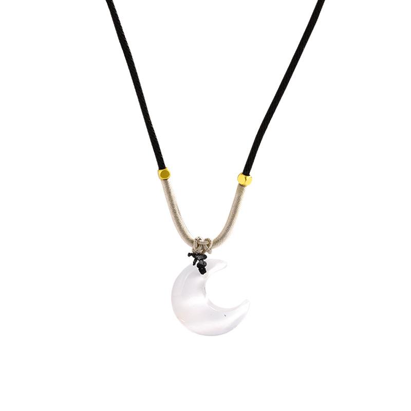 Moon pendant necklace imitation opal women's niche new Chinese collarbone chain versatile retro personality temperament neck chain