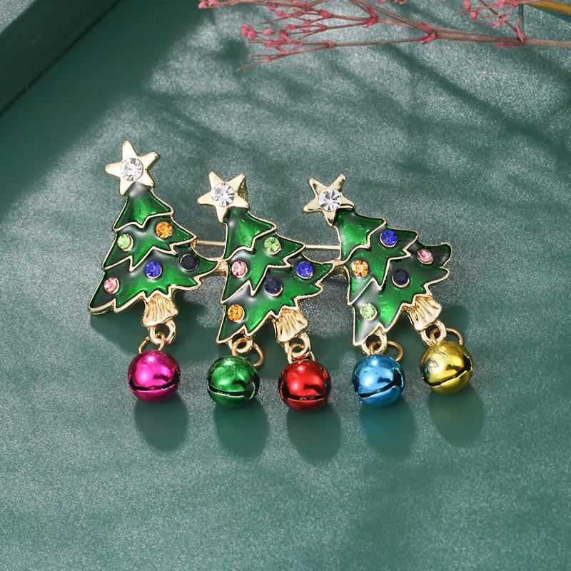 Weiman New European American Style Christmas Cartoon Brooches Includes Christmas Tree Cute Santa Claus Pins Rhinestones All