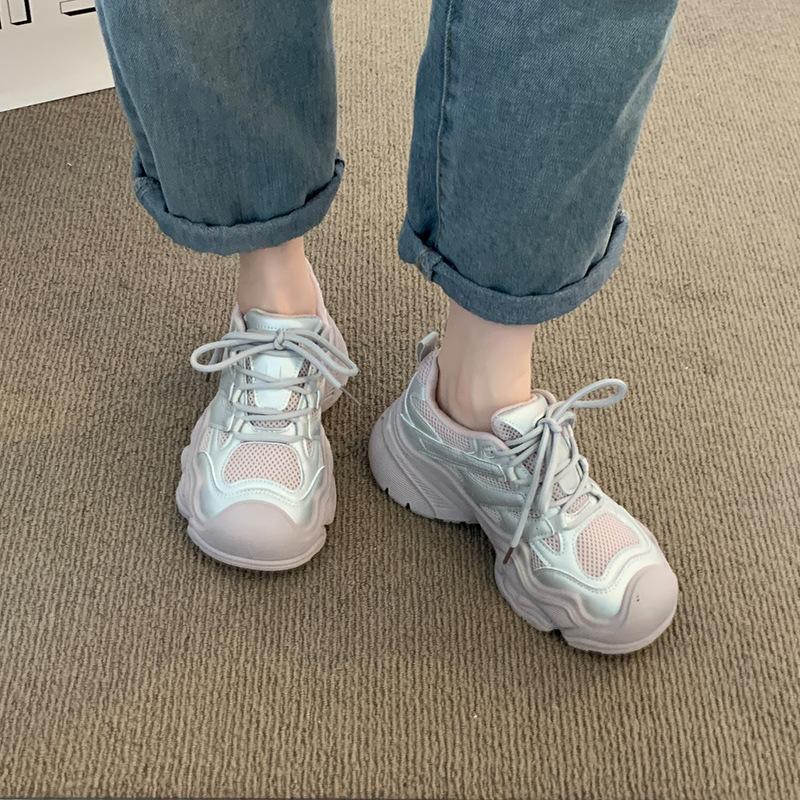 Показывающие маленькую ножку и увеличивающие рост, кроссовки на толстой подошве из сетки, женские, новый тренд кэжуал моды весна-осень 2024