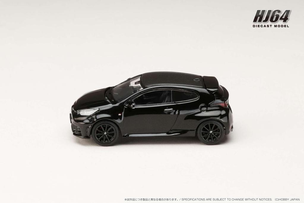 Toyota GR Yaris RZ High Performance 2024 Драгоценный Черный Жемчуг 1/64