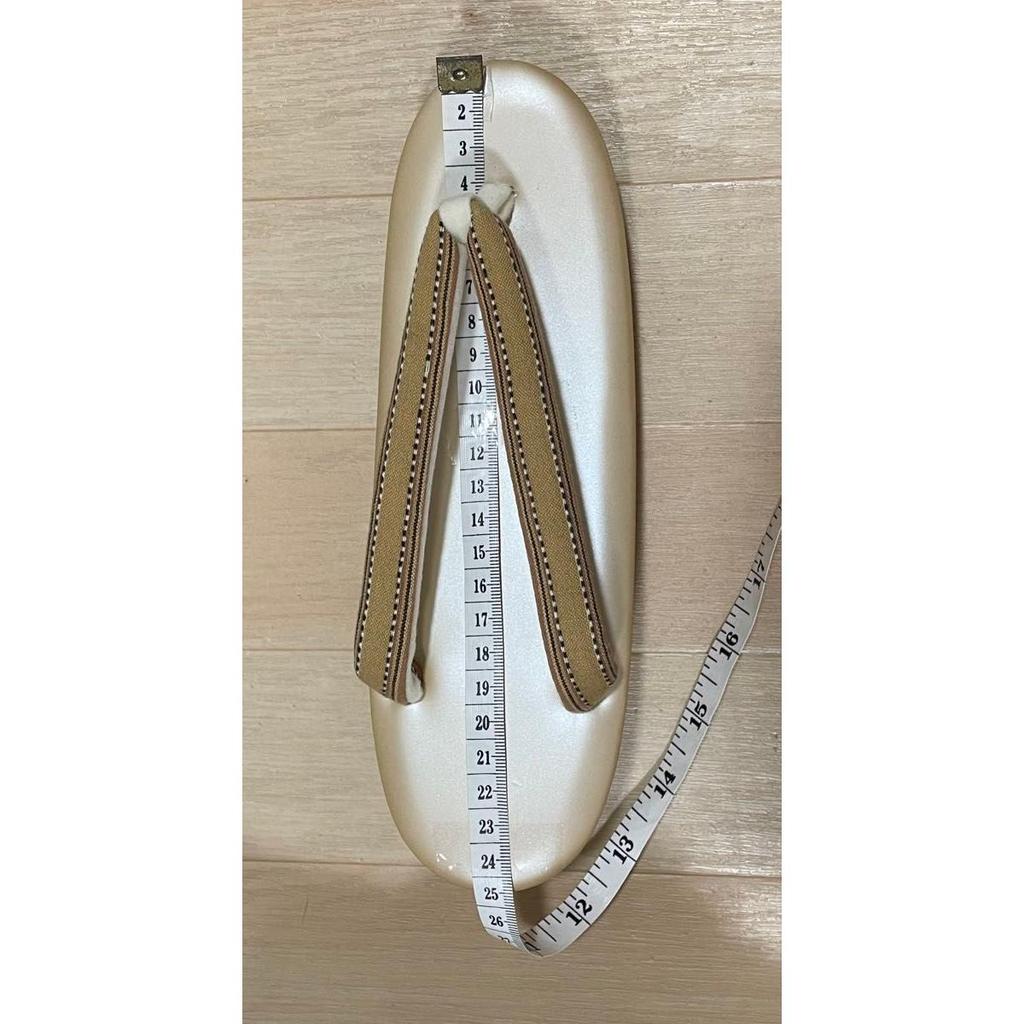 Used [24] Japanese sandals gold formal