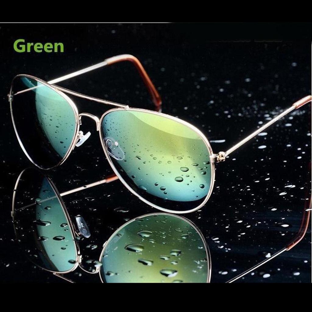 Зеркальные солнцезащитные очки авиаторы