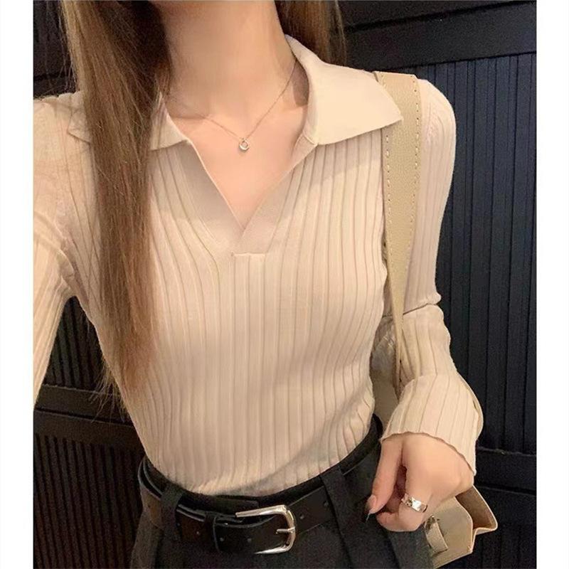 Весенняя облегающая рубашка с V-образным вырезом и длинными рукавами, с внутренней трикотажной подкладкой, модная и простая, в полоску, новый темпераментный свитер для женщин
