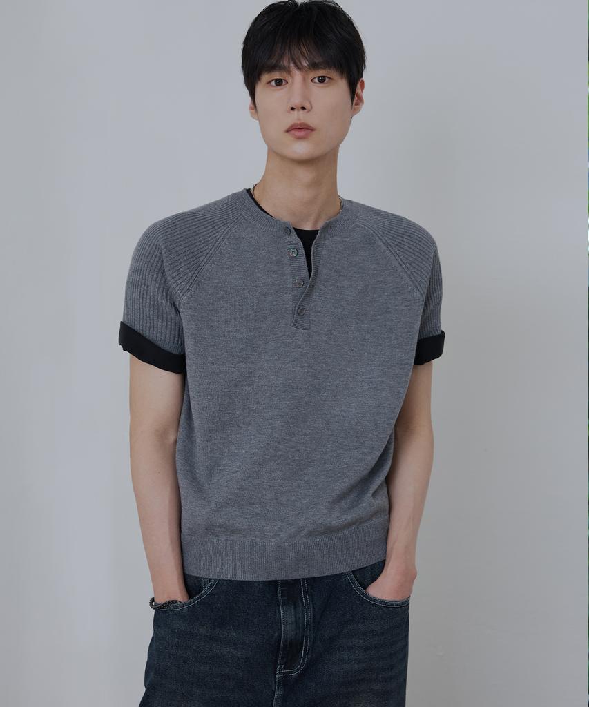 NODU Raglan Henley Neck Ribbed Crop Half Knit [Gray]