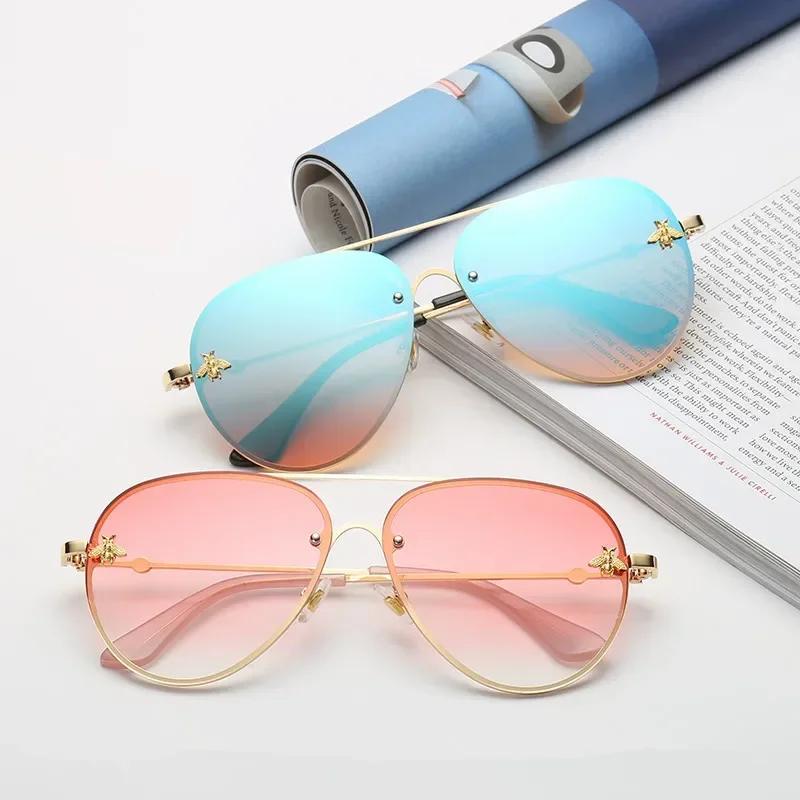 Luxury Brand Designer Female Rimless Sunglasses Aviation Woman Sun Glasses Gradient Shades Little Bee Lens Ladies UV400 Ray