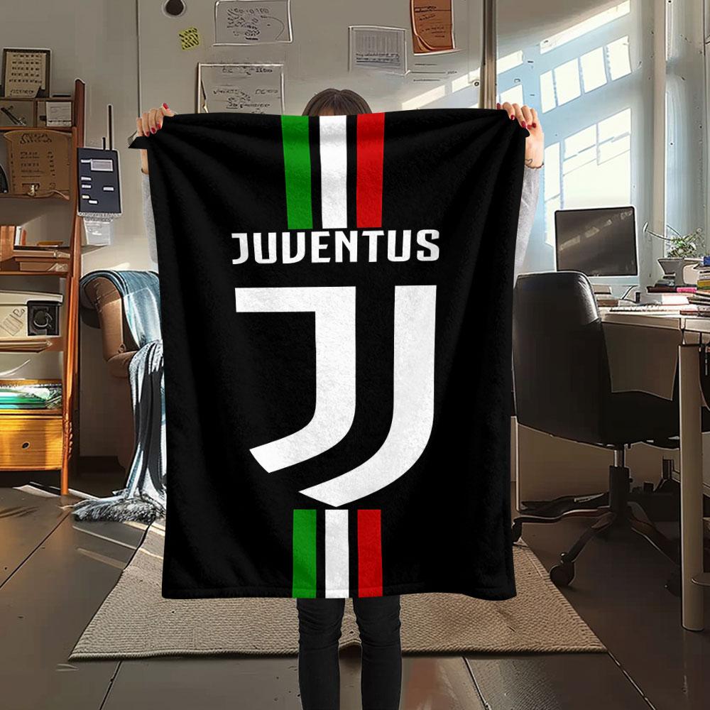 1PC Juventus Football Club Patterned Flannel Blanket Suitable For All Seasons for Home Decor Warmth and Comfort Gifts Holiday Present