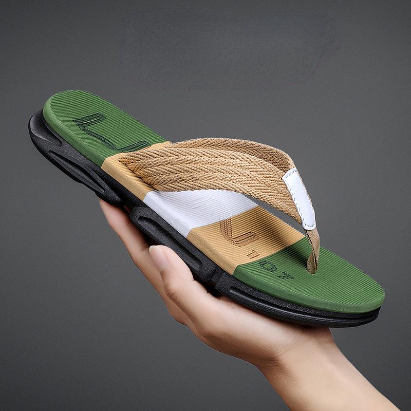 Ношение противоскользящих сандалий с фиксатором и защитой от запаха летом для занятий спортом на открытом воздухе, пляжные сандалии на мягкой подошве