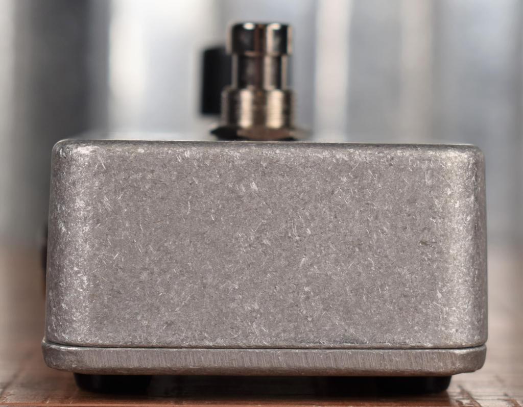 Усилитель эффектора электро-гармоникс электро-гармоники LPB-1 []