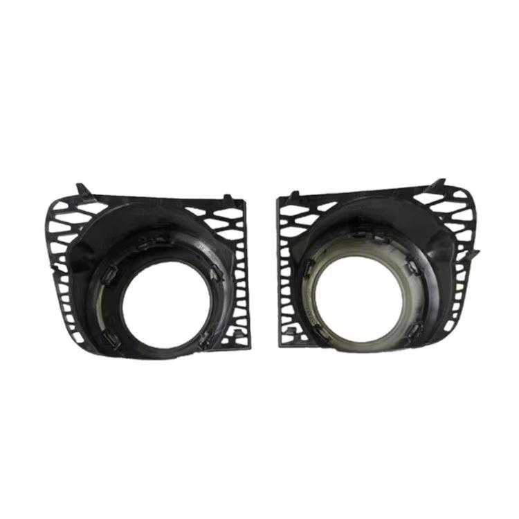 Накладка на противотуманную фару для Land Rover Range Rover Evoque (LR018234, LR018245, LR018235, LR018246)