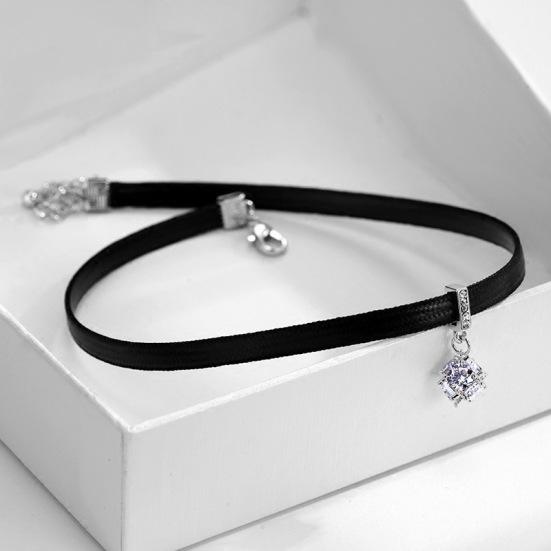 Black Leather Rope Necklace Women'S Clavicle Chain Personality Sexy Neck Strap Choker Neck Jewelry Pendant Net Red Hipster