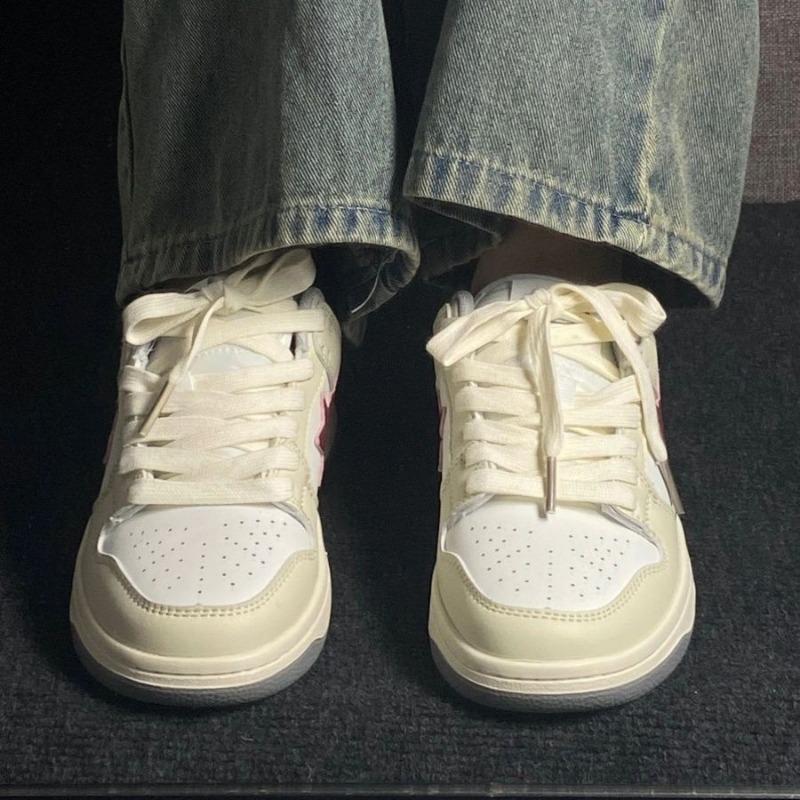 Dopamine Cream Star Board Shoes Women's New Retro Little White Shoes Platform Versatile Casual Shoes Children