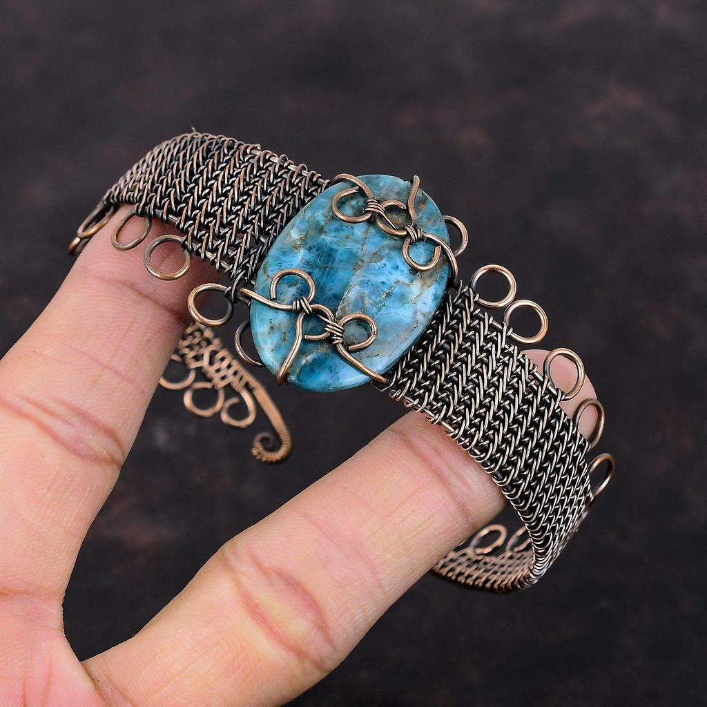 Неоновый апатит, драгоценный камень, браслет, медная проволока, браслет-манжета, браслет ручной работы, ювелирные изделия из медной проволоки, регулируемый браслет-манжета, подарок для матери