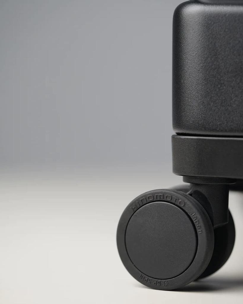 Чемодан Тележка Черный [Innovator]