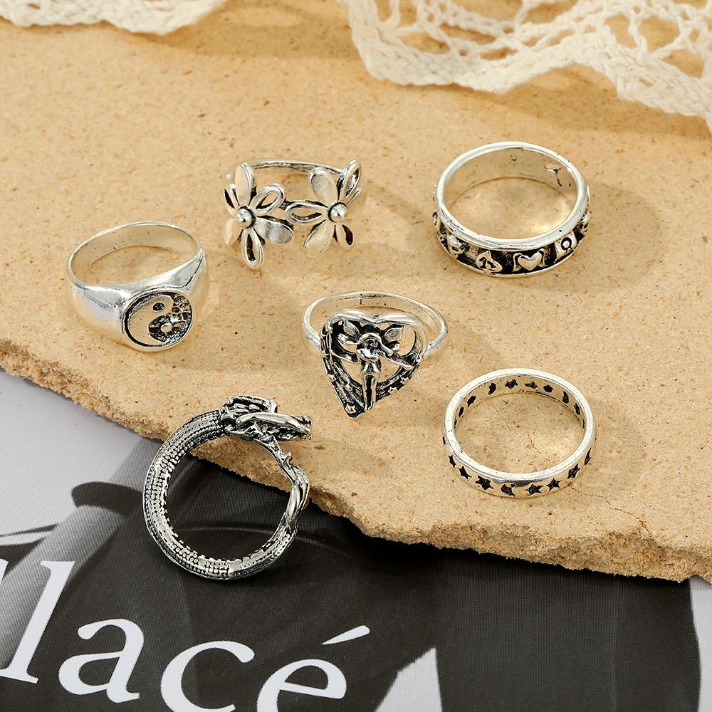 Цветок Резьба Звезда Луна Ретро Ювелирные Изделия Женский Очарование Ночной Клуб Темперамент Кольцо Набор