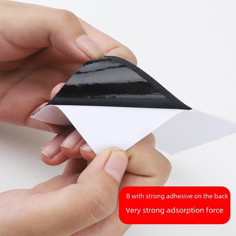 Багажник автомобиля с липучкой для фиксации огнетушителя и груза, ремень-стяжка для фиксации вещей в автомобиле.