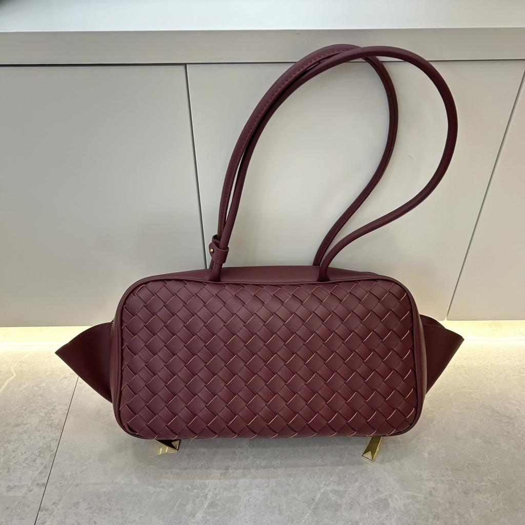 Leather New Woven Bag Simple Fashion Handbag Casual Trend Versatile Storage Shoulder Bag